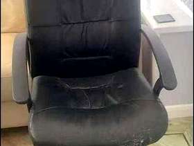 Freecycle Black Computer Chair