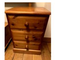 Freecycle Pine bedroom or bedside drawers