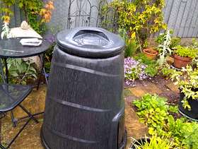 Freecycle Home compost bin