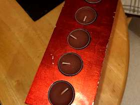 Freecycle Red candle holder with scented tealights
