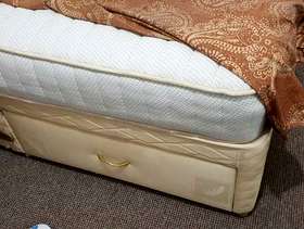 Freecycle Double bed with mattress