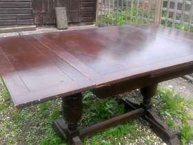 Freecycle Extendable Oak Dining Table