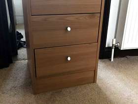 Freecycle 2x bedside tables