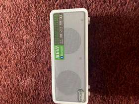 Freecycle White bluetooth speaker