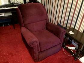 Freecycle Recliner chair