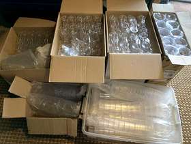 Freecycle Unused desposible plastic glasses