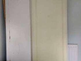 Freecycle Sliding wardrobe doors