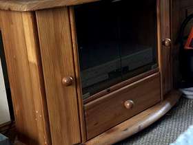Freecycle Corner tv unit