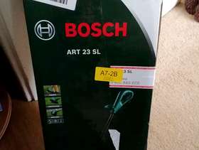 Freecycle Brand new bosch strimmer with extra spool line