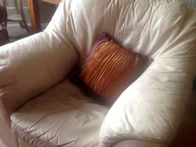 Freecycle Very comfortable cream armchair