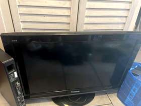 Freecycle Panasonic 32” flat screen non smart TV