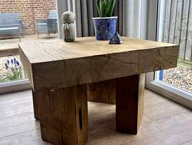 Freecycle Beautifully crafted Oak Sleeper Table