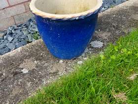 Freecycle Garden ceramic pots