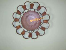 Freecycle Wall clock