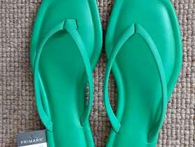 Freecycle New Green Primark Flip Flops