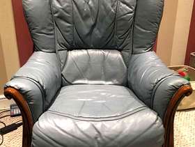 Freecycle Leather sofa and armchairs