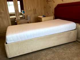 Freecycle Single electric bed