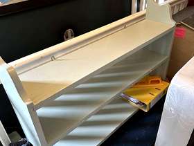 Freecycle Shelving unit