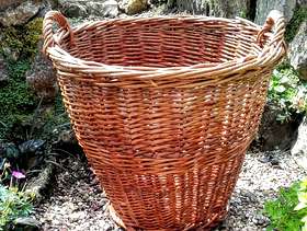Freecycle Wicker log basket, planter