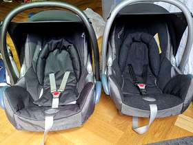 Freecycle Maxi Cosi Cabrio fix car seats x 2