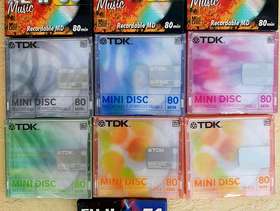 Freecycle 10 x Quality Recordable Mini Discs various