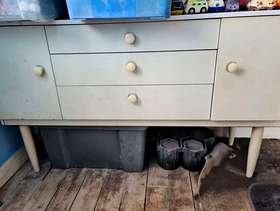 Freecycle Solid wood vintage cream dressing table/side table