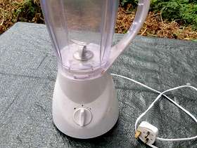 Freecycle Kitchen blender