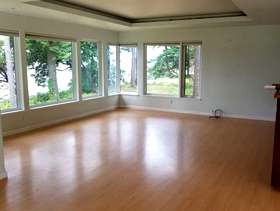Freecycle Laminate flooring