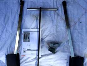 Freecycle Pull-down wardrobe rail