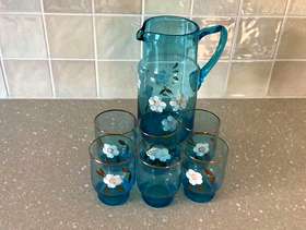Freecycle Water or juice jug and glasses