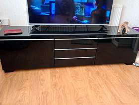 Freecycle IKEA TV unit