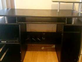 Freecycle Computer desk plus chair
