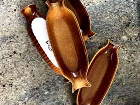 Freecycle Retro corn on the cob dishes