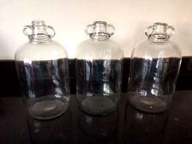 Freecycle 3 clear glass Demi-johns