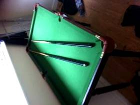Freecycle Children's snooker table complete