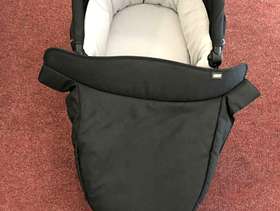 Freecycle Carry cot for Mamas and Papas