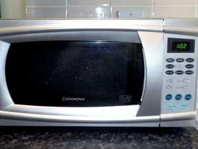 Freecycle Microwave oven
