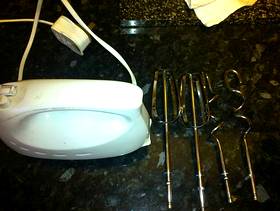 Freecycle Hand mixer