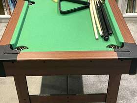 Freecycle Mini Pool Table