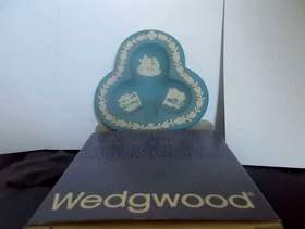 Freecycle Wedgwood blue cloverleaf Ashtray/Pin Dish