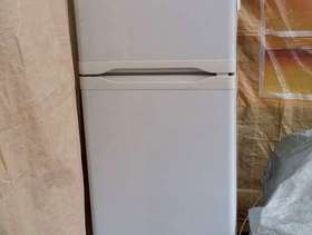 Freecycle Fridge freezer