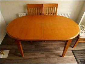 Freecycle Lovely Dining room table
