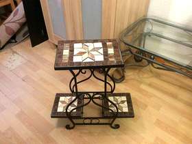 Freecycle Mosaic tiled side table