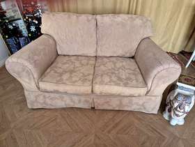 Freecycle Sofa 2 seater