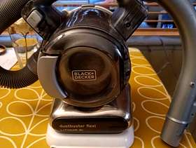 Freecycle Hand held Black and Decker - Cordless VACUUM CLEANER