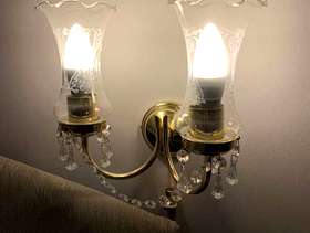 Freecycle Two chandeliers and three wall lights offered
