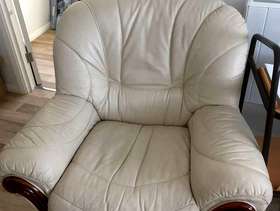 Freecycle 3 cream leather armchairs