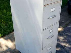 Freecycle Free Filing Cabinet, come and get it!