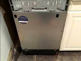 Freecycle Bosch Integrated Slim Dishwasher