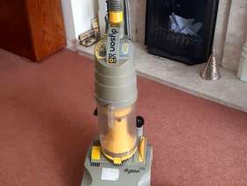 Freecycle Dyson DC01 upright vacuum cleaner